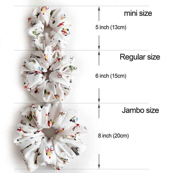 Scrunchie Chiffon White Dog Walk color