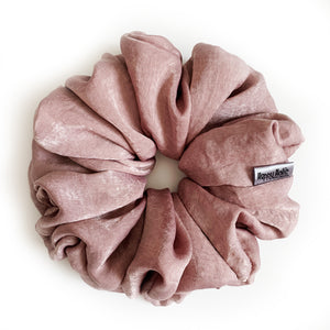 Scrunchie Satin Soft Berry Pink color